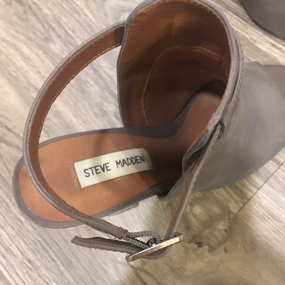 Steve Madden gray heels size 9 - Picture 6 of 14